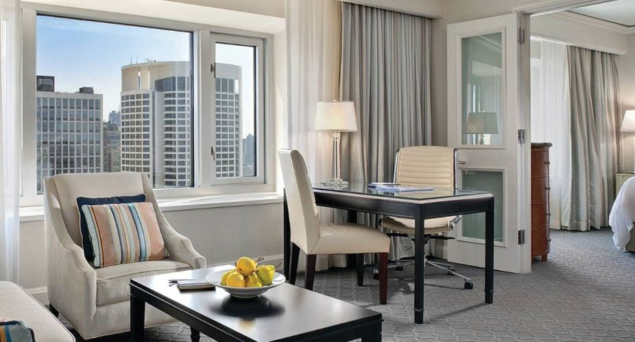 CITY-VIEW ACCESSIBLE EXECUTIVE SUITE WITH ROLL-IN SHOWER