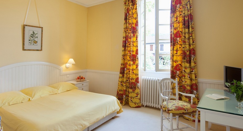 La Maison Rose : Classic & Superior Rooms